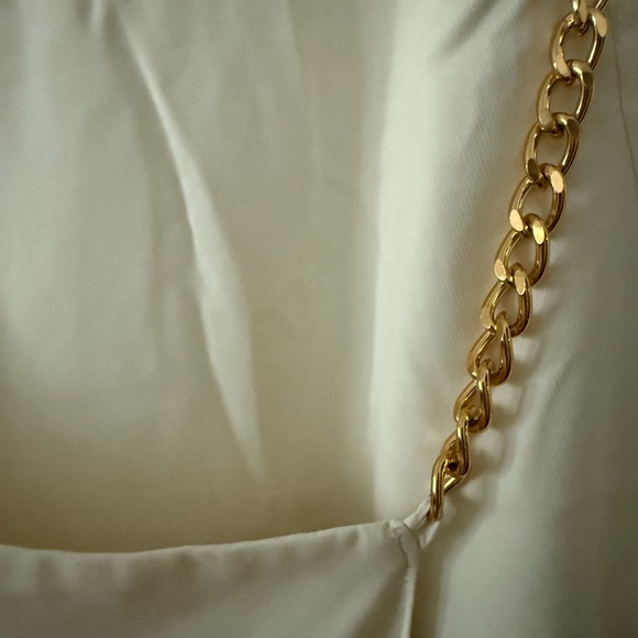 Amanda Uprichard Cream Dress with Gold Chain Straps - Picture 2 of 4